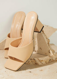 Daisy Mule Heel - Beige - Cinderella