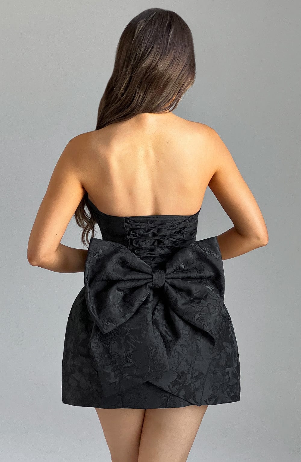 Vestido corto Eleana - Negro